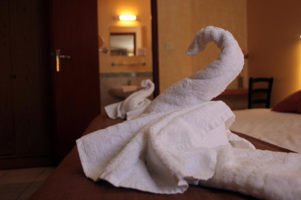 Logis Hotel Le Pressoir Saint-Chinian Εξωτερικό φωτογραφία